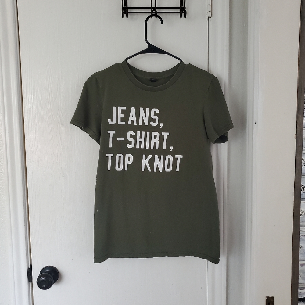 Graphic Green Tee Small